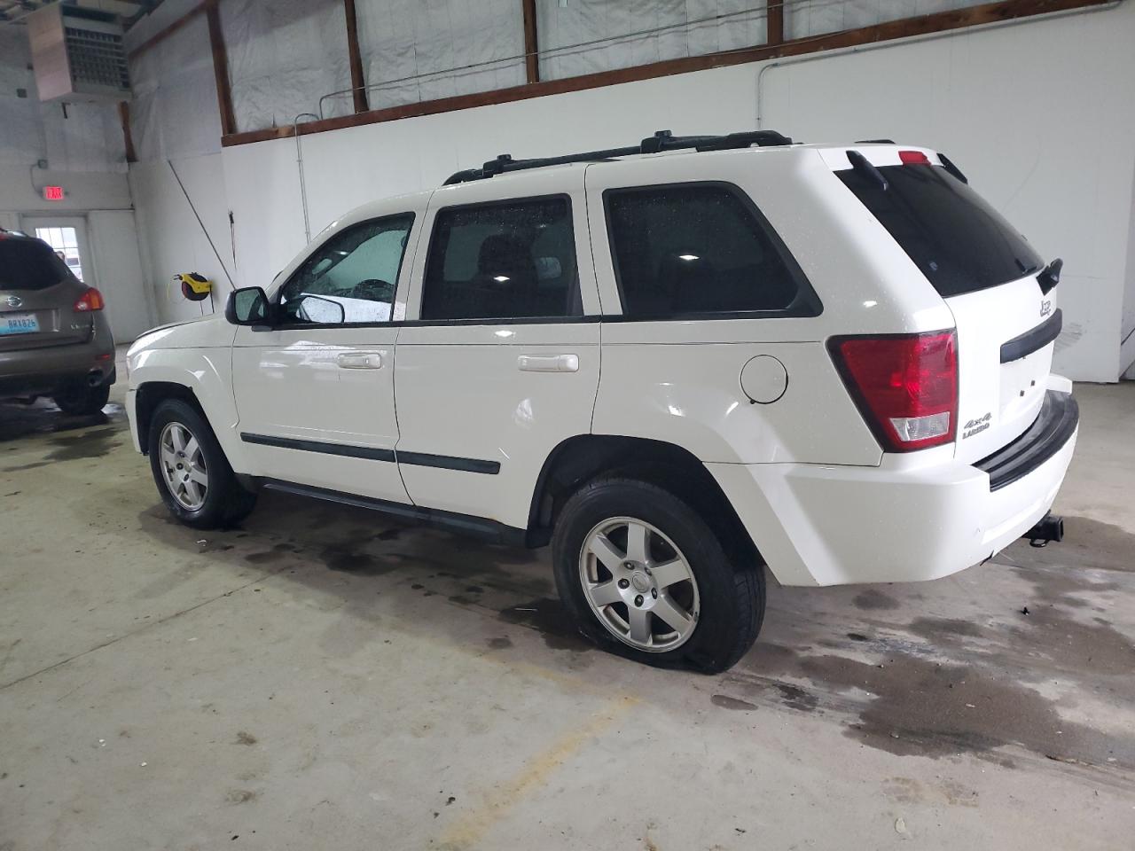 Obraz 2 z 2009 JEEP GRAND CHEROKEE LAREDO 2009 z VIN 1J8GR48K49C509319