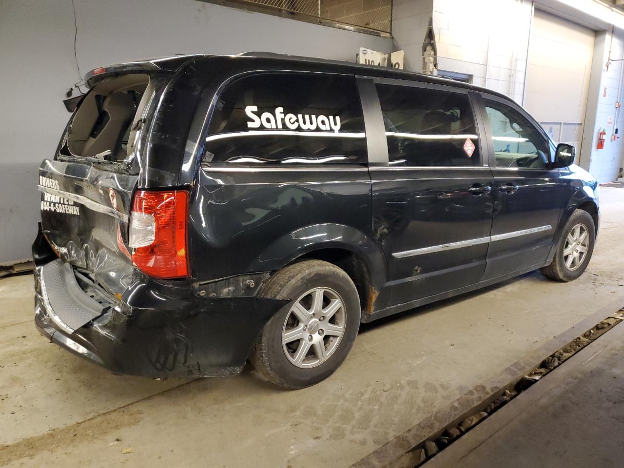 Image 3 of 2011 CHRYSLER TOWN & COUNTRY TOURING 2011 with VIN 2A4RR5DGXBR636817
