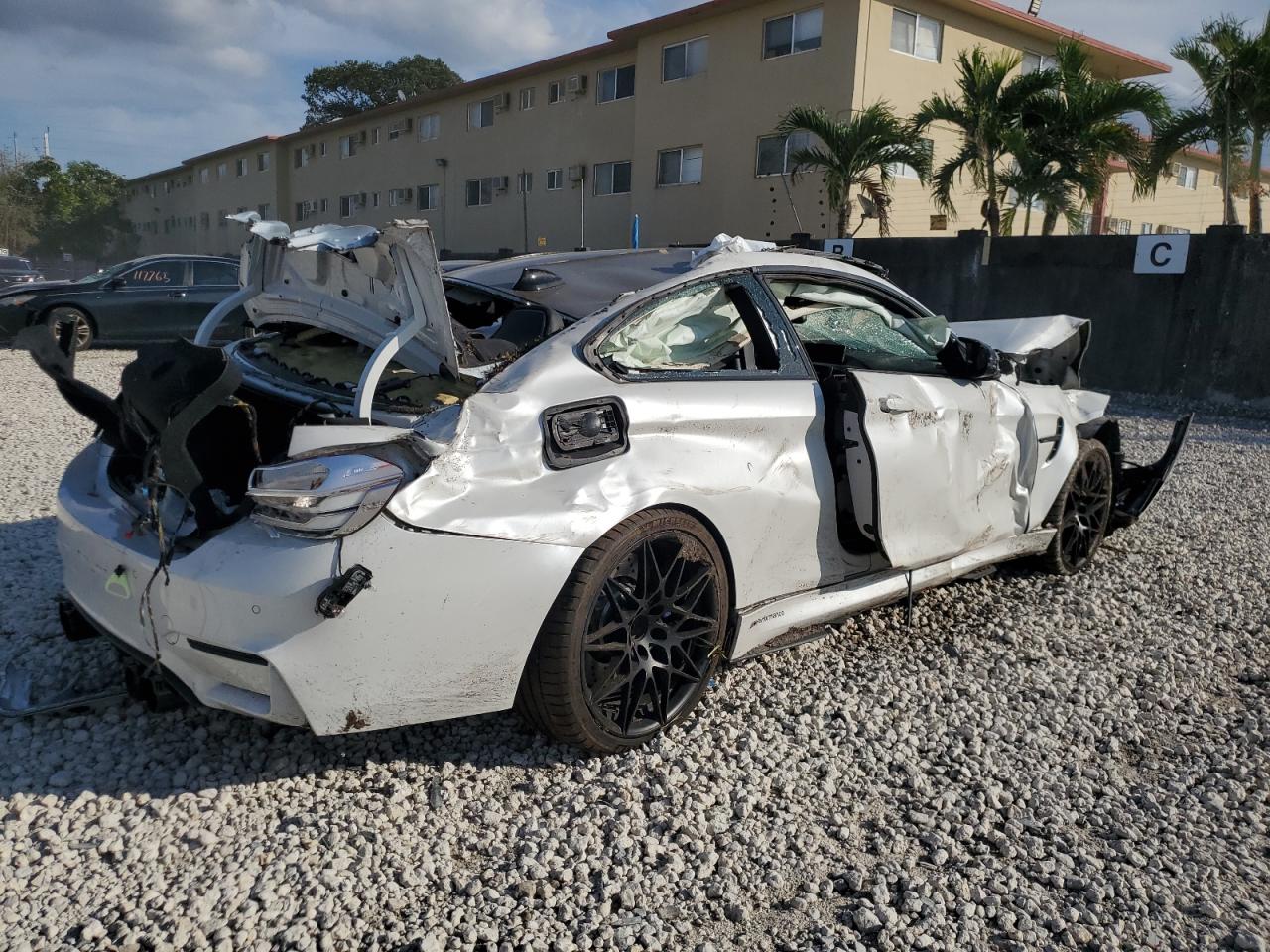 Image 3 of 2017 BMW M4  2017 with VIN WBS3R9C50HK709549