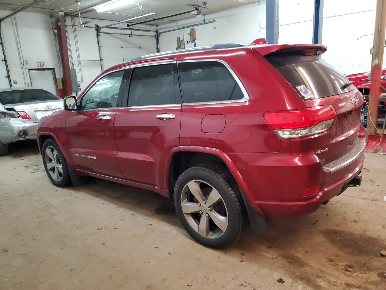 Image 2 of 2015 JEEP GRAND CHEROKEE OVERLAND 2015 with VIN 1C4RJFCG4FC878828