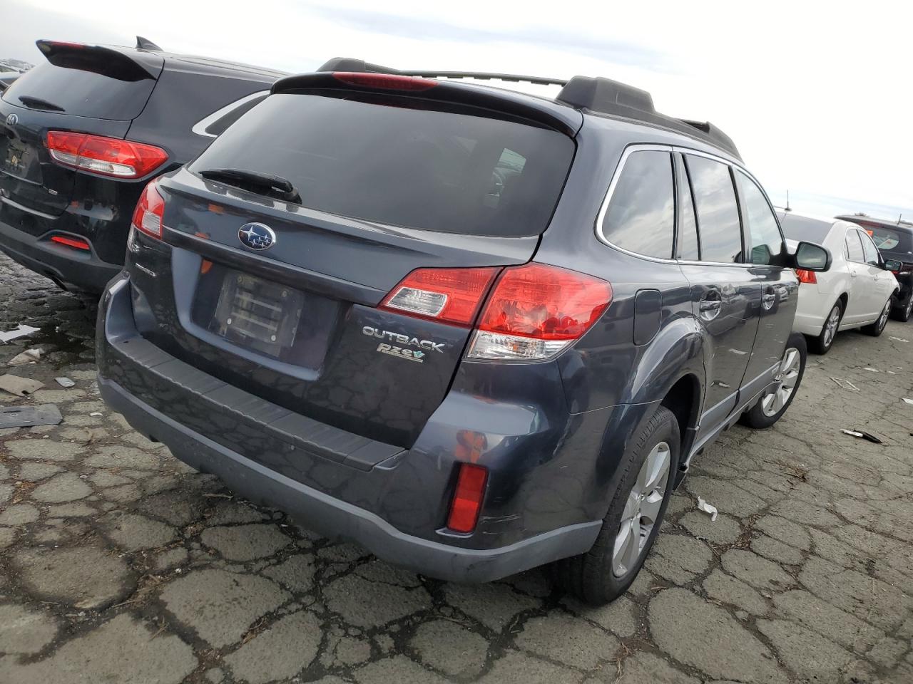 Изображение 3 2010 SUBARU OUTBACK 2.5I PREMIUM 2010 с VIN 4S4BRBBC3A3362644
