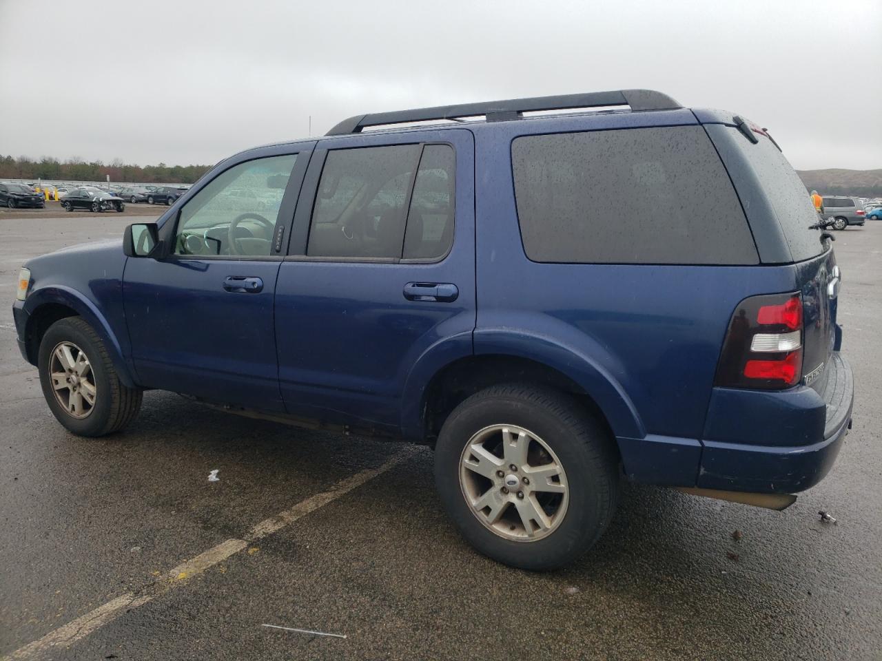 Image 2 of 2008 FORD EXPLORER XLT 2008 with VIN 1FMEU73E78UA46158