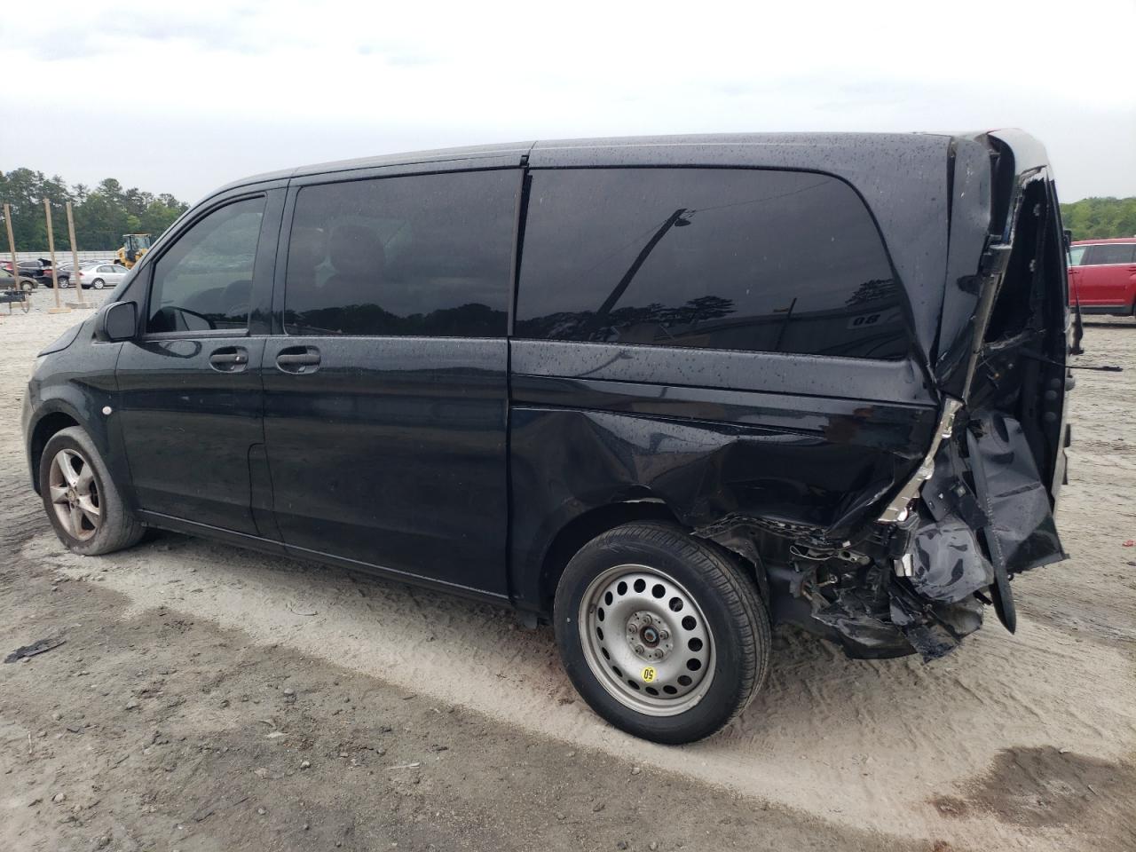 Obraz 2 z 2018 MERCEDES-BENZ METRIS  2018 z VIN WD4PG2EE1J3346770