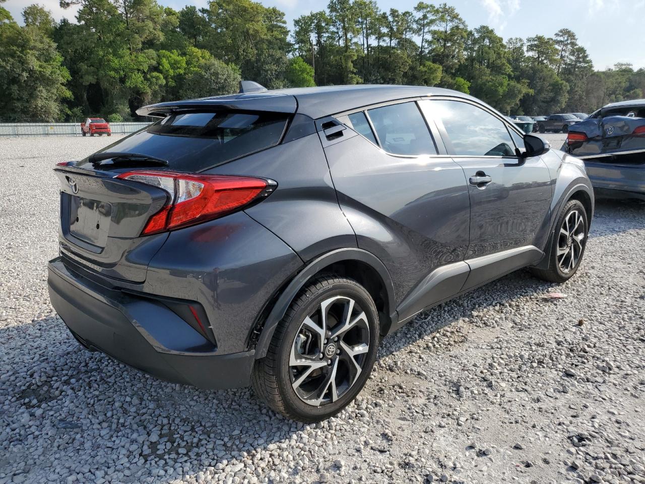 Изображение 3 Toyota C-Hr Xle 2022 с VIN NMTKHMBX9NR145706