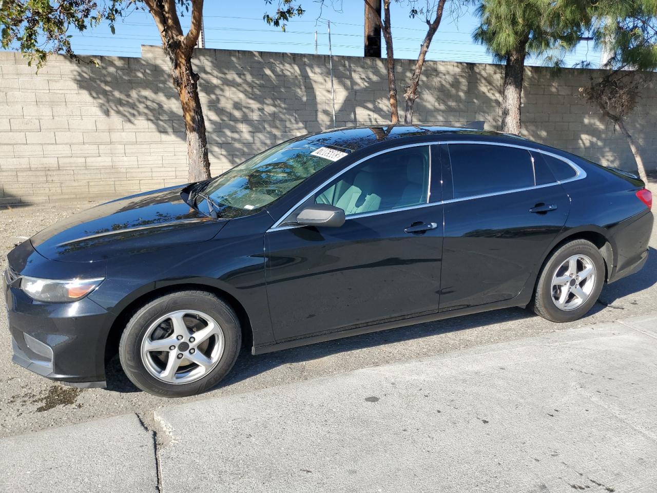 Изображение 1 2018 CHEVROLET MALIBU LS 2018 с VIN 1G1ZB5ST0JF163373