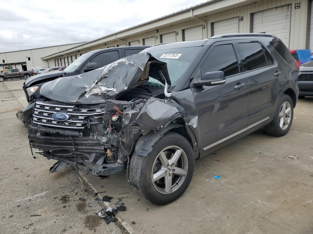 2016 FORD EXPLORER XLT 2016 image