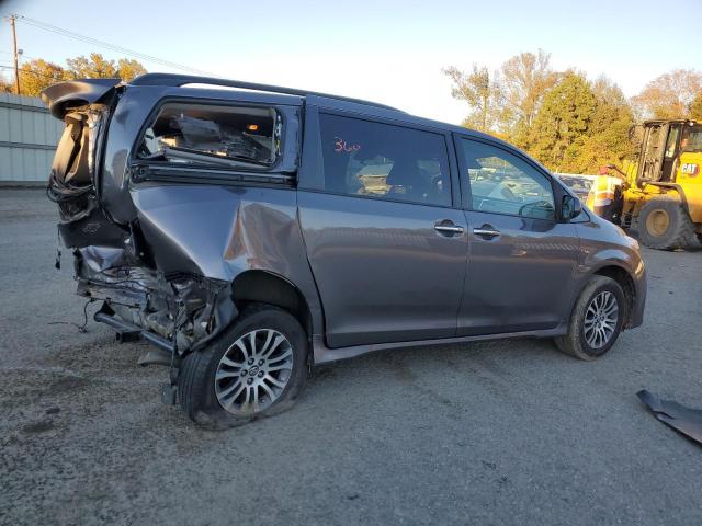 Image 3 of 2018 TOYOTA SIENNA XLE 2018 with VIN 5TDYZ3DCXJS919145