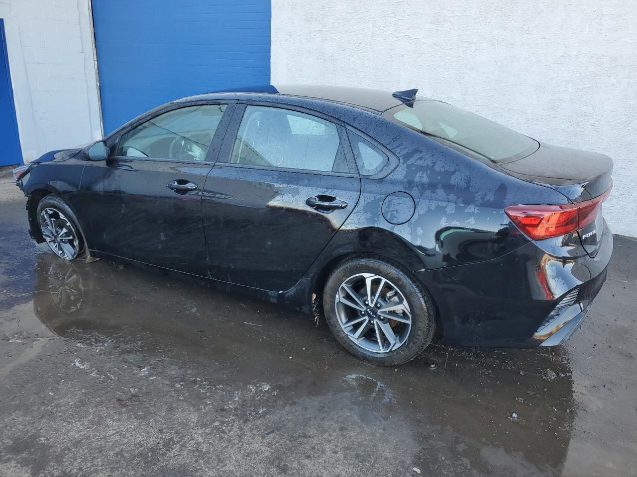 Image 2 of 2023 KIA FORTE LX 2023 with VIN 3KPF24AD1PE618698