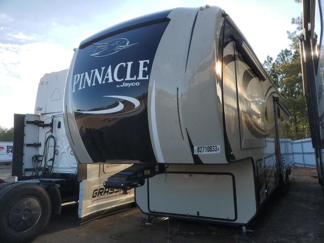 Изображение 2 2017 JAYCO PINNACLE 2017 с VIN 1UJCJ0BVXH1RG0222