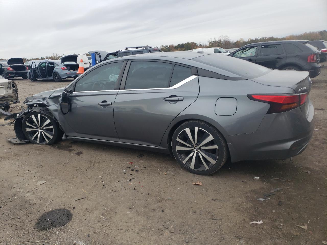 Obraz 2 z 2019 NISSAN ALTIMA SR 2019 z VIN 1N4BL4CVXKC185941