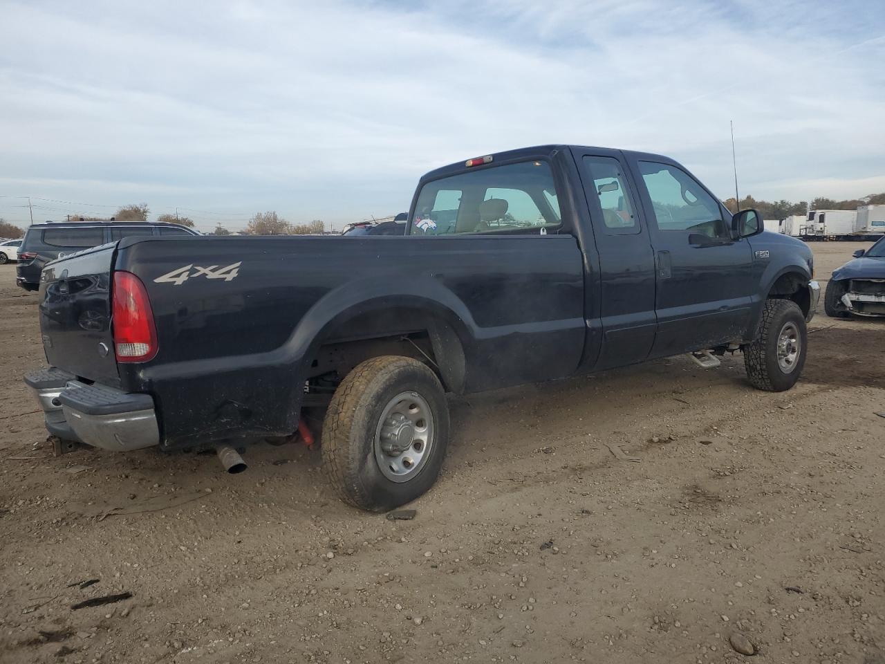 Obraz 3 z 2002 FORD F250 SUPER DUTY 2002 z VIN 1FTNX21L42EA02572