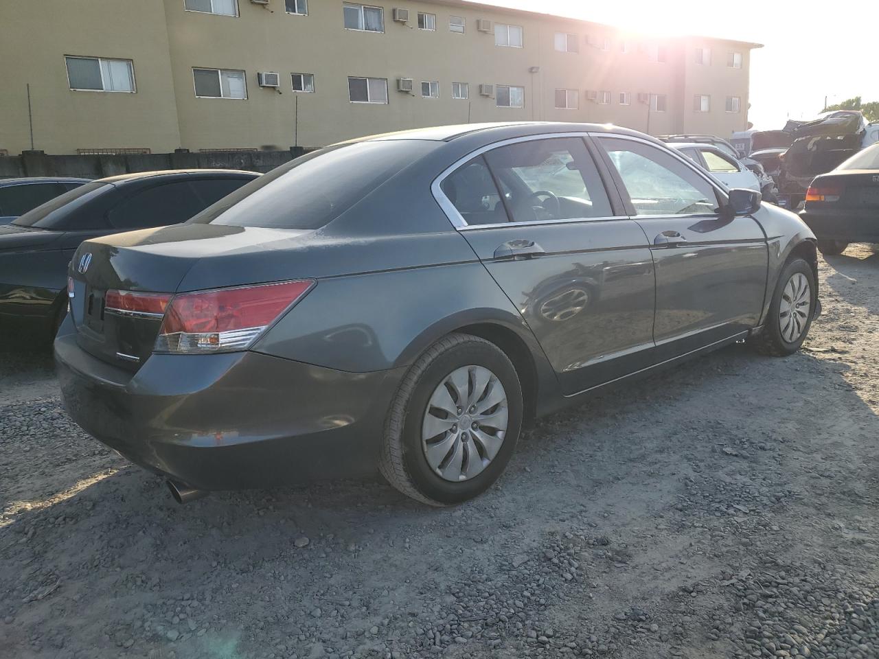 Изображение 3 2012 HONDA ACCORD LX 2012 с VIN 1HGCP2F32CA032485