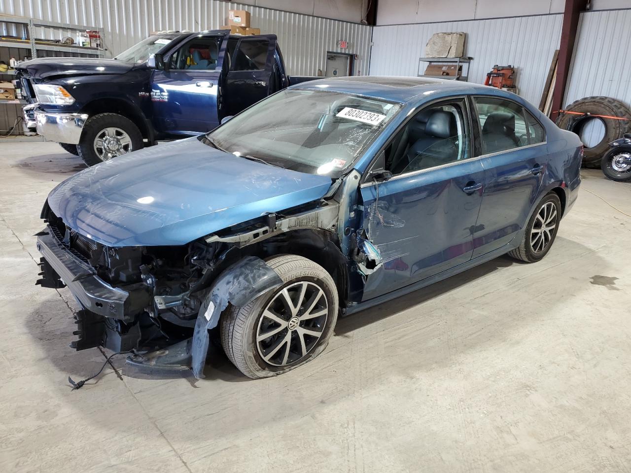 Obraz 1 z 2018 VOLKSWAGEN JETTA SE 2018 z VIN 3VWDB7AJXJM242561