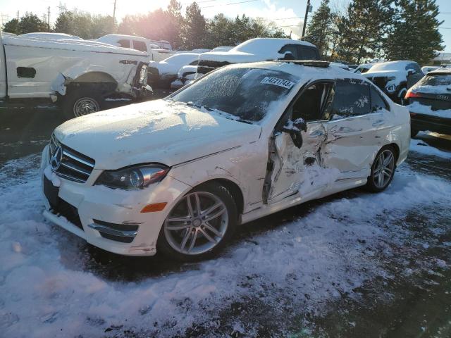 Obraz 1 z 2014 MERCEDES-BENZ C 300 4MATIC 2014 z VIN WDDGF8AB9EA946763