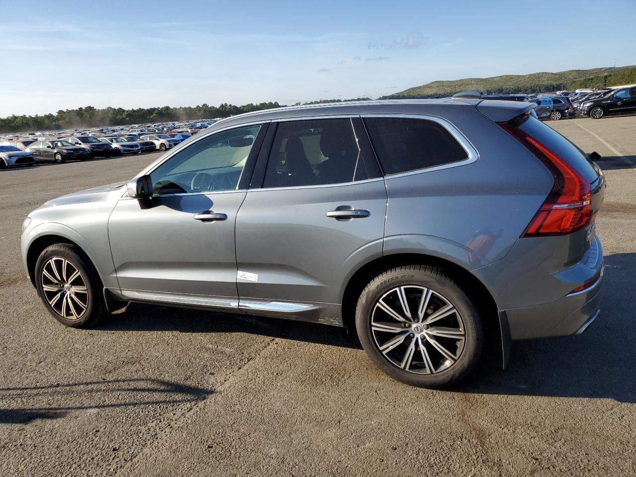 Image 2 of 2020 VOLVO XC60 T6 INSCRIPTION 2020 with VIN YV4A22RL1L1526625