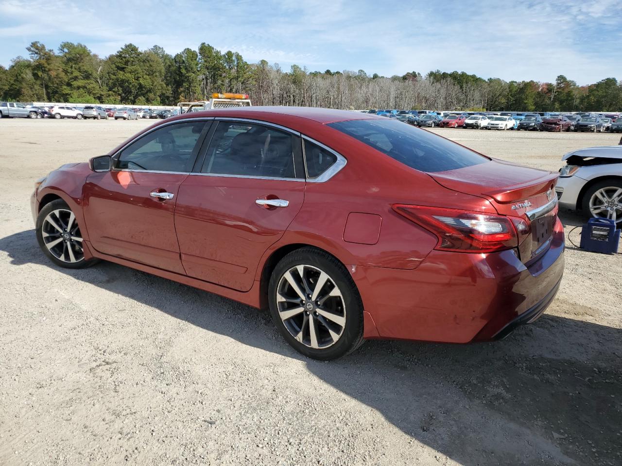 Image 2 of 2017 NISSAN ALTIMA 2.5 2017 with VIN 1N4AL3AP7HC160630