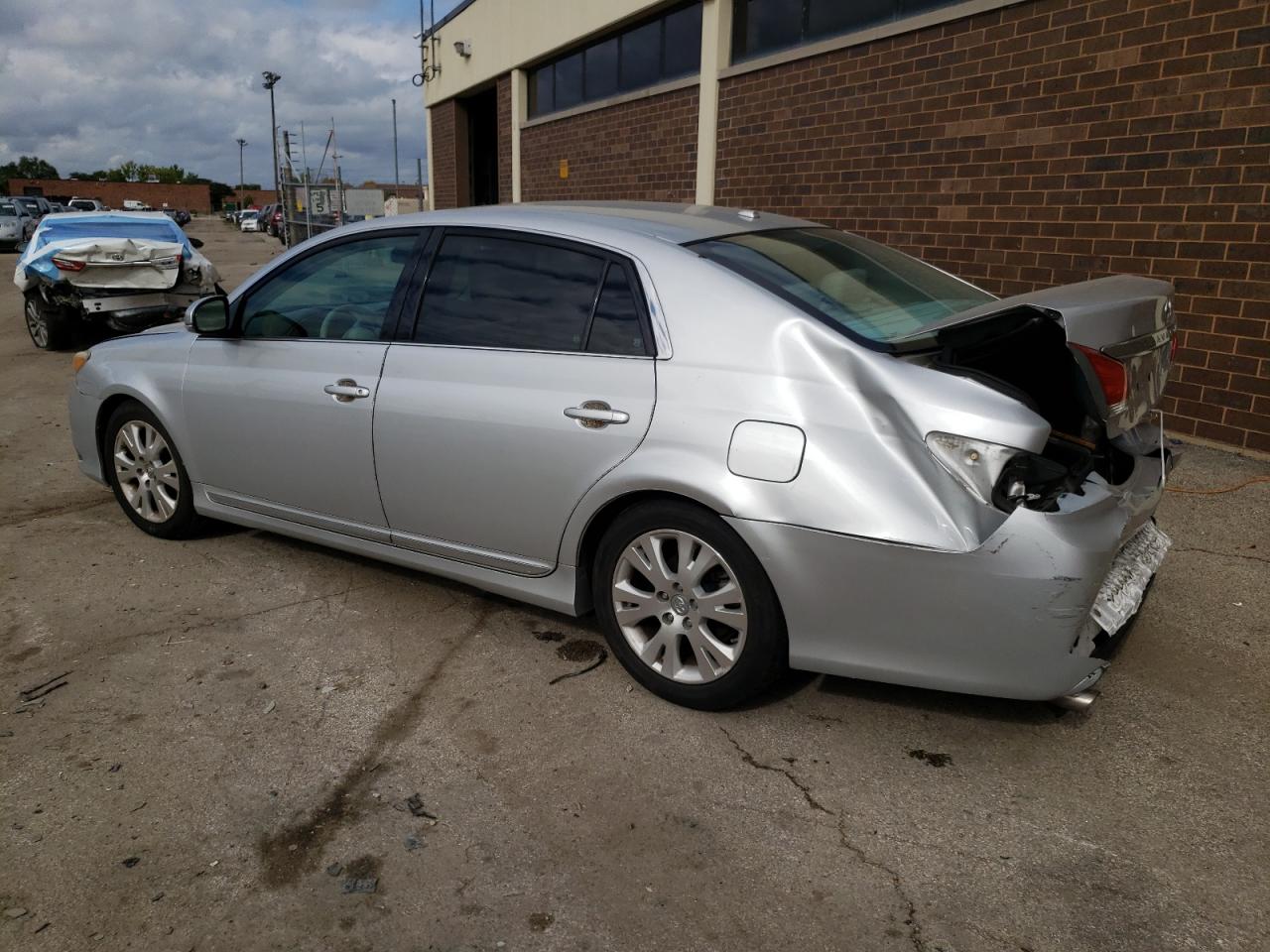 Obraz 2 z 2012 TOYOTA AVALON BASE 2012 z VIN 4T1BK3DBXCU473042