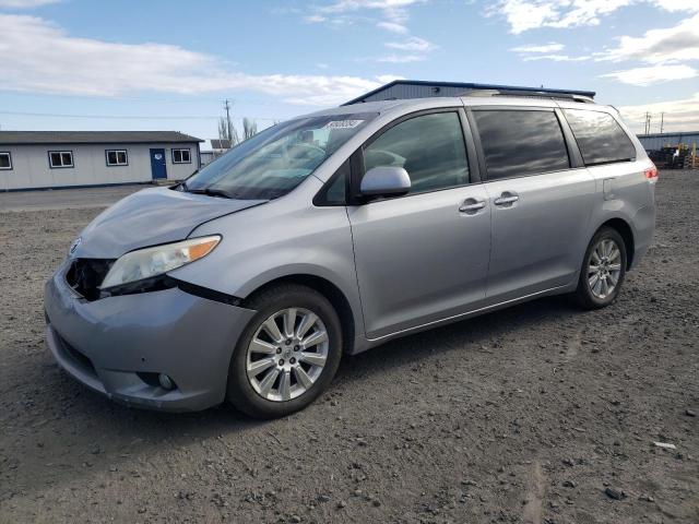 2012 TOYOTA SIENNA XLE 2012 image