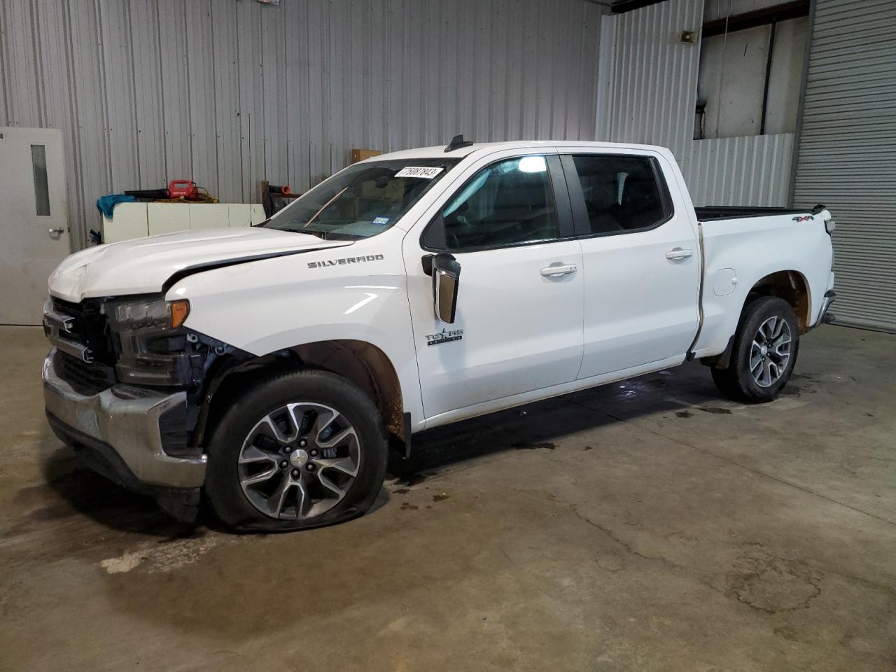 Image 1 of 2020 CHEVROLET SILVERADO K1500 LT 2020 with VIN 3GCUYDEDXLG261469
