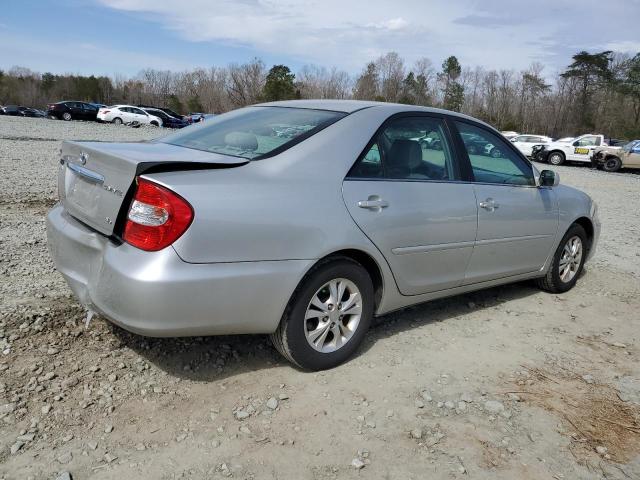 Image 3 of 2004 TOYOTA CAMRY LE 2004 with VIN 4T1BF32K04U589455