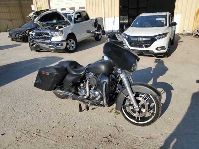 Image 1 of 2014 HARLEY-DAVIDSON FLHX STREET GLIDE 2014 with VIN 1HD1KBM15EB687158