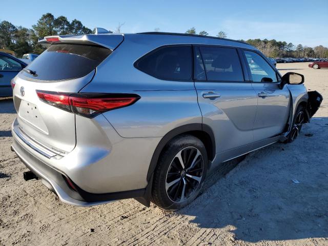 Image 3 of 2022 TOYOTA HIGHLANDER XSE 2022 with VIN 5TDLZRBH9NS184689