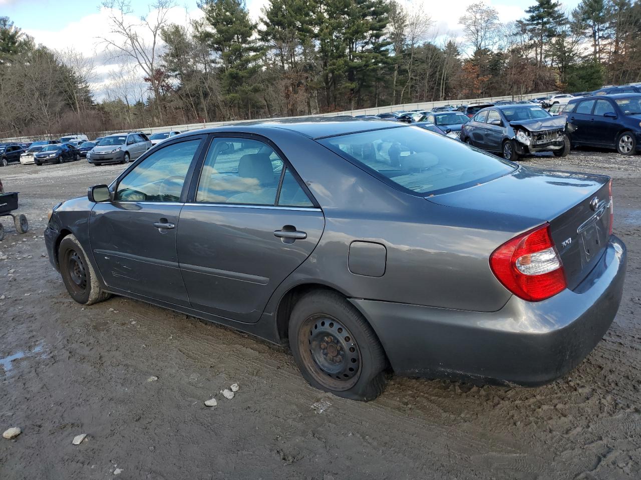 Image 2 of 2003 TOYOTA CAMRY LE 2003 with VIN 4T1BE32KX3U781208