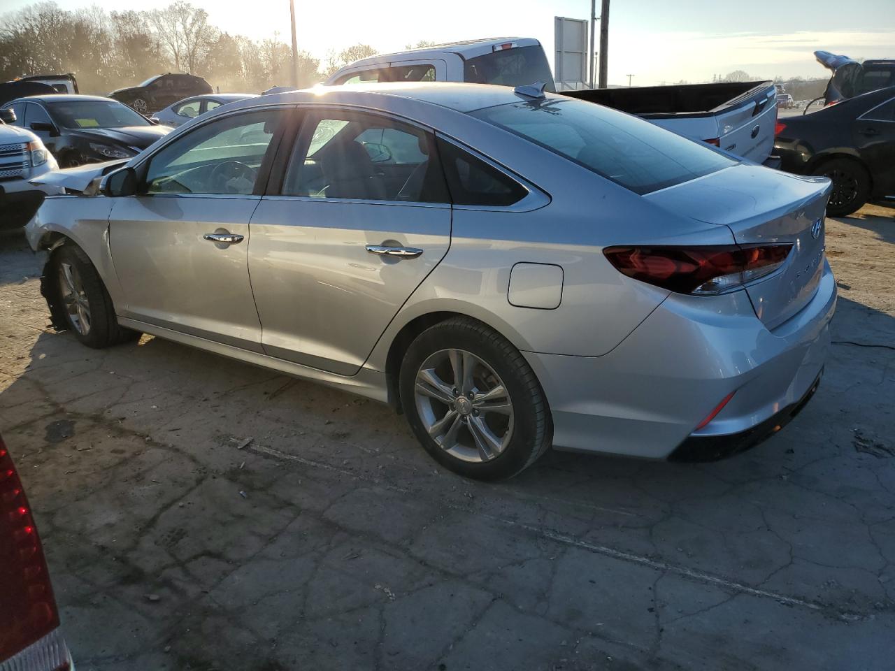 Image 2 of 2018 HYUNDAI SONATA SPORT 2018 with VIN 5NPE34AF7JH656840