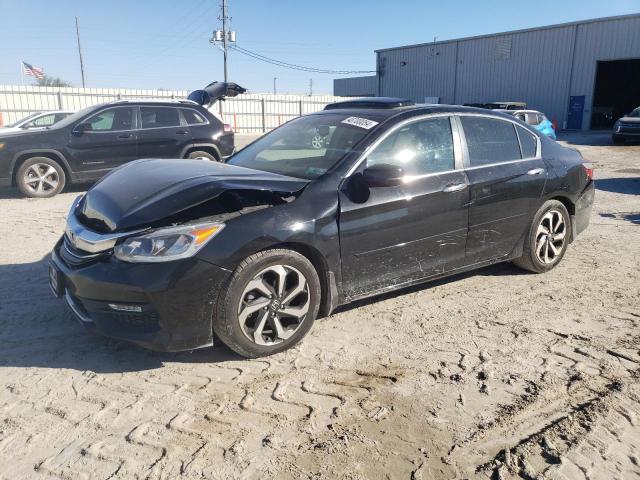 Image 1 of 2017 HONDA ACCORD EXL 2017 with VIN 1HGCR2F84HA208319