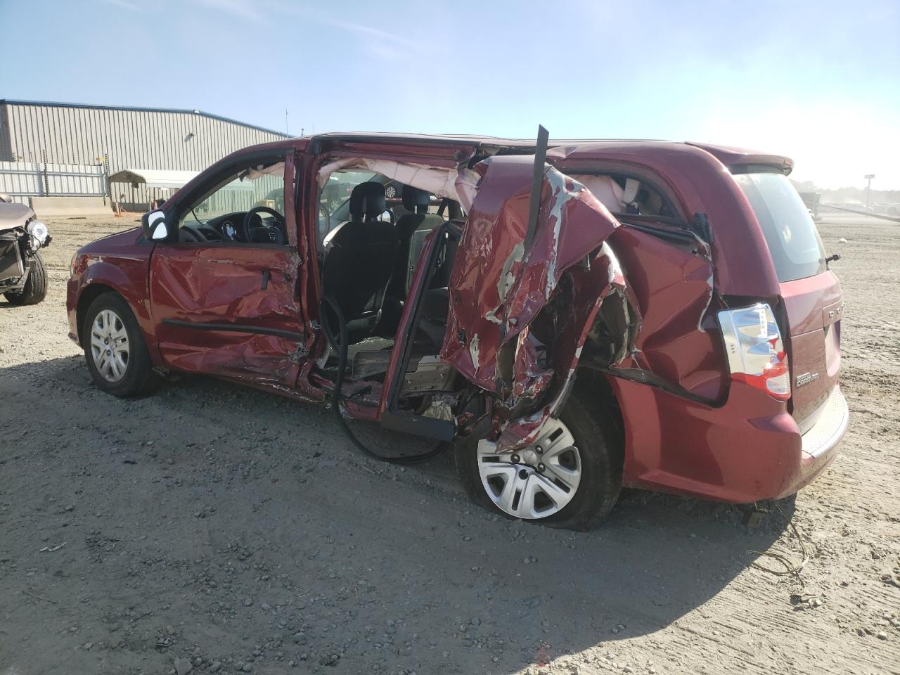 Изображение 2 2016 DODGE GRAND CARAVAN SE 2016 с VIN 2C4RDGBG5GR211273