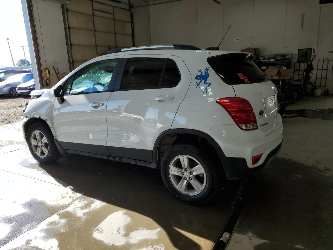 Obraz 2 z 2021 CHEVROLET TRAX 1LT 2021 z VIN KL7CJPSB0MB339298