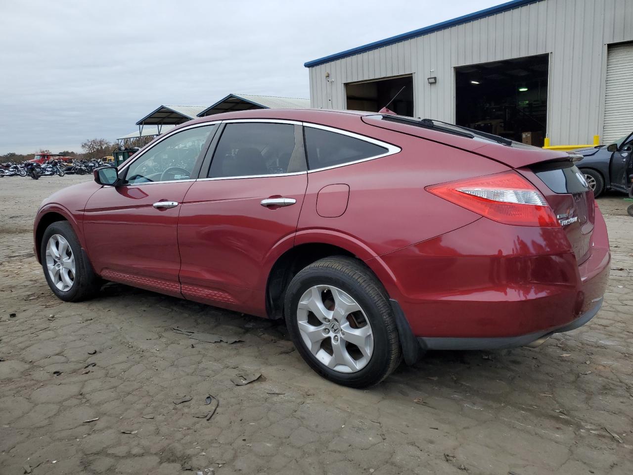 Изображение 2 2011 HONDA ACCORD CROSSTOUR EXL 2011 с VIN 5J6TF2H5XBL001739