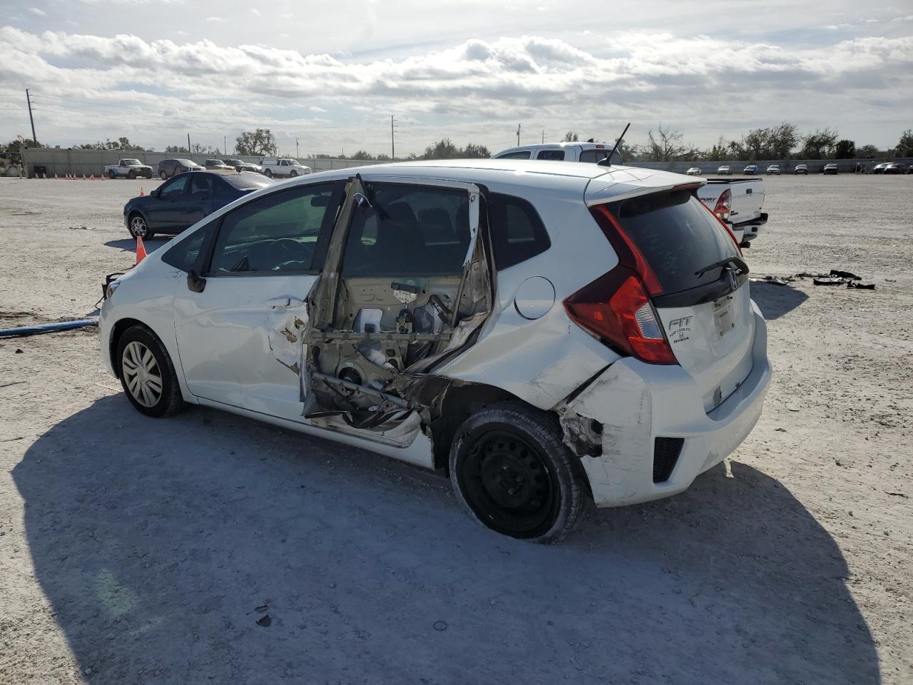 Image 2 of 2017 HONDA FIT LX 2017 with VIN 3HGGK5H58HM710747