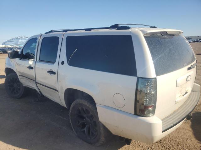 Image 2 of 2011 CHEVROLET SUBURBAN K1500 LTZ 2011 with VIN 1GNSKKE3XBR103076