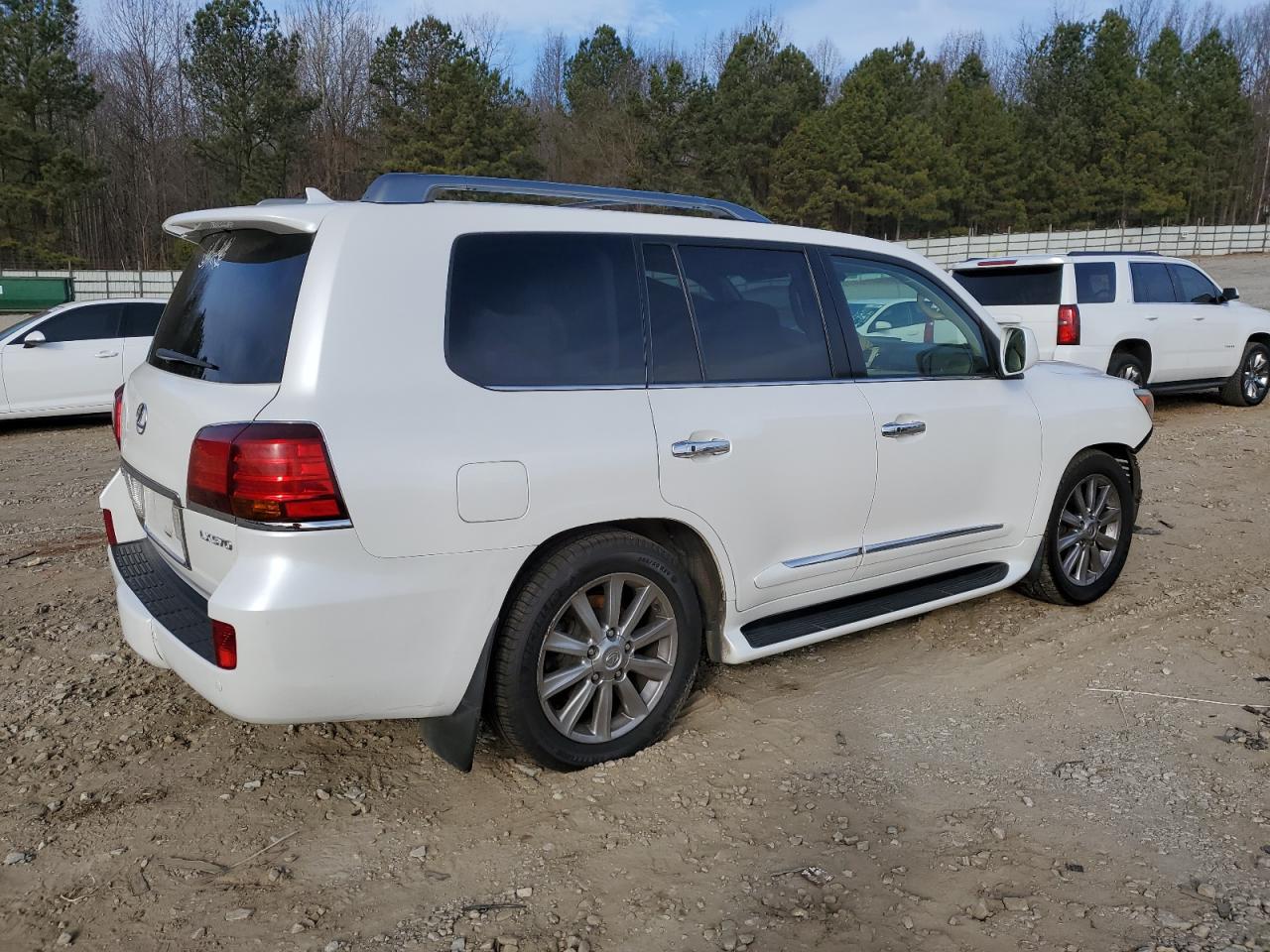 Image 3 of 2010 LEXUS LX 570 2010 with VIN JTJHY7AX9A4054226