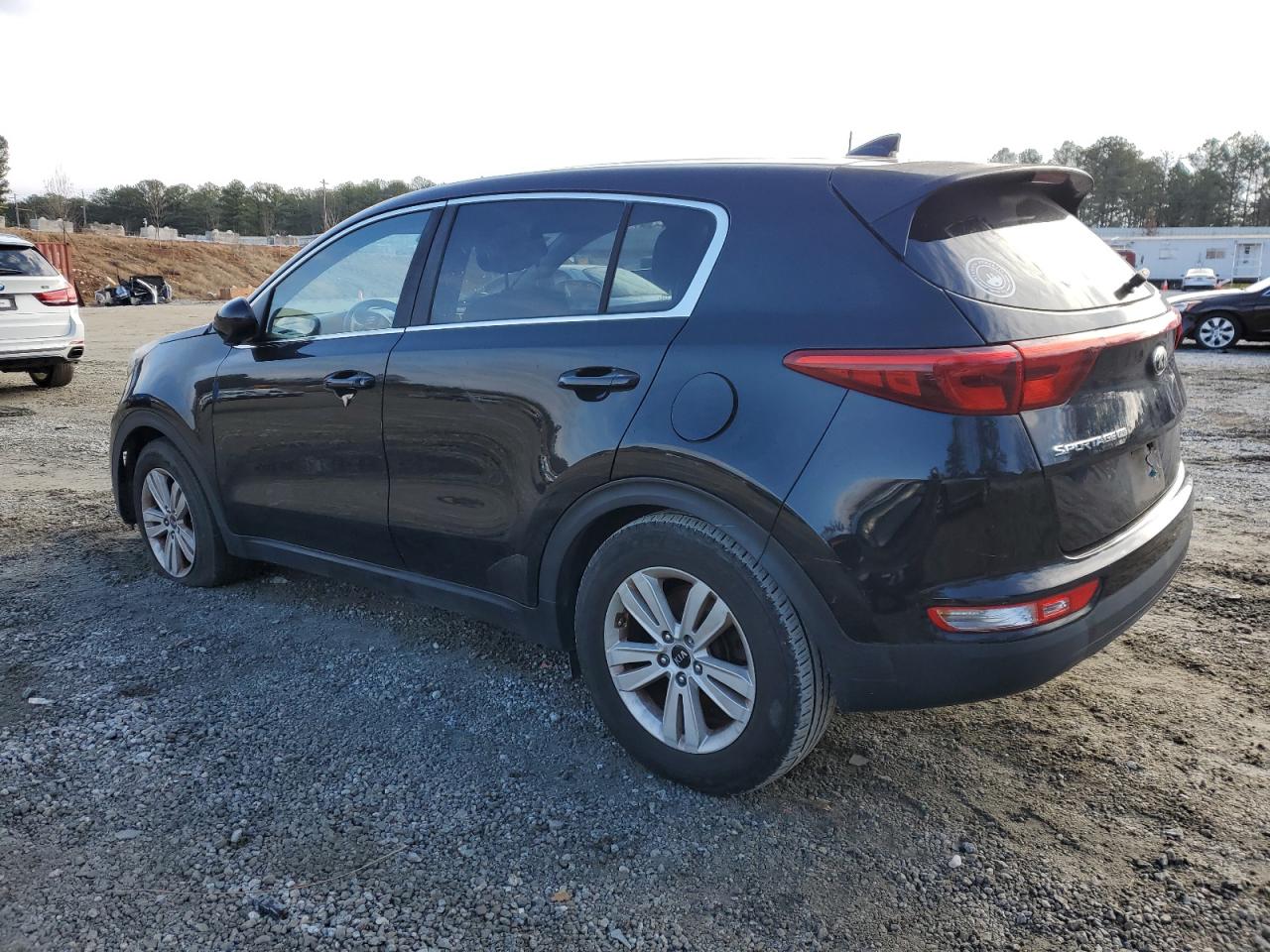 Image 2 of 2017 KIA SPORTAGE LX 2017 with VIN KNDPM3AC3H7082497