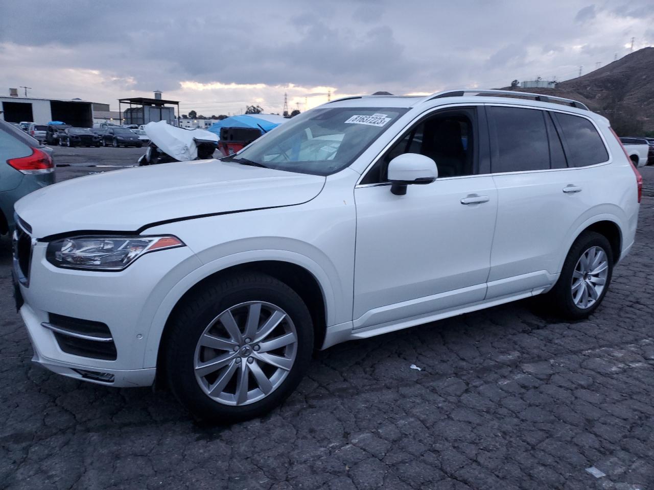 Image 1 of 2016 VOLVO XC90 T6 2016 with VIN YV4A22PK8G1045772
