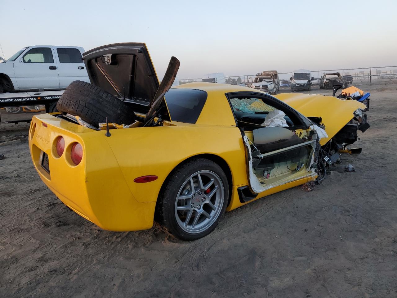 Изображение 3 2002 CHEVROLET CORVETTE Z06 2002 с VIN 1G1YY12S425110984
