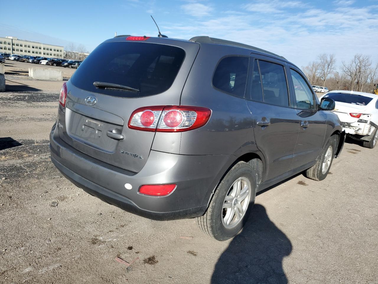 Image 3 of 2010 HYUNDAI SANTA FE GLS 2010 with VIN 5NMSG3AB9AH408701