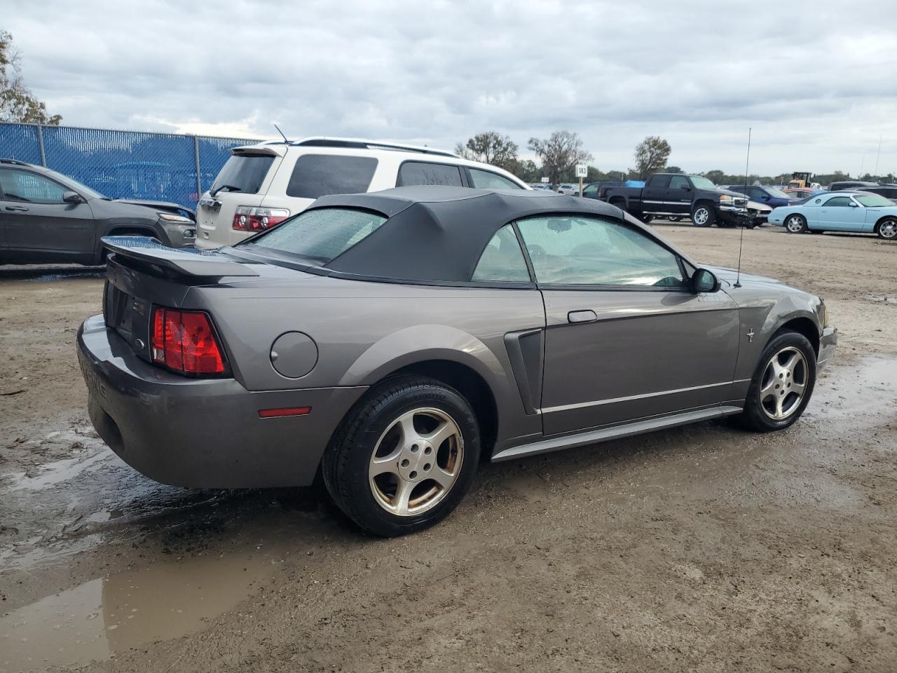 Image 3 of 2003 FORD MUSTANG  2003 with VIN 1FAFP44473F328758