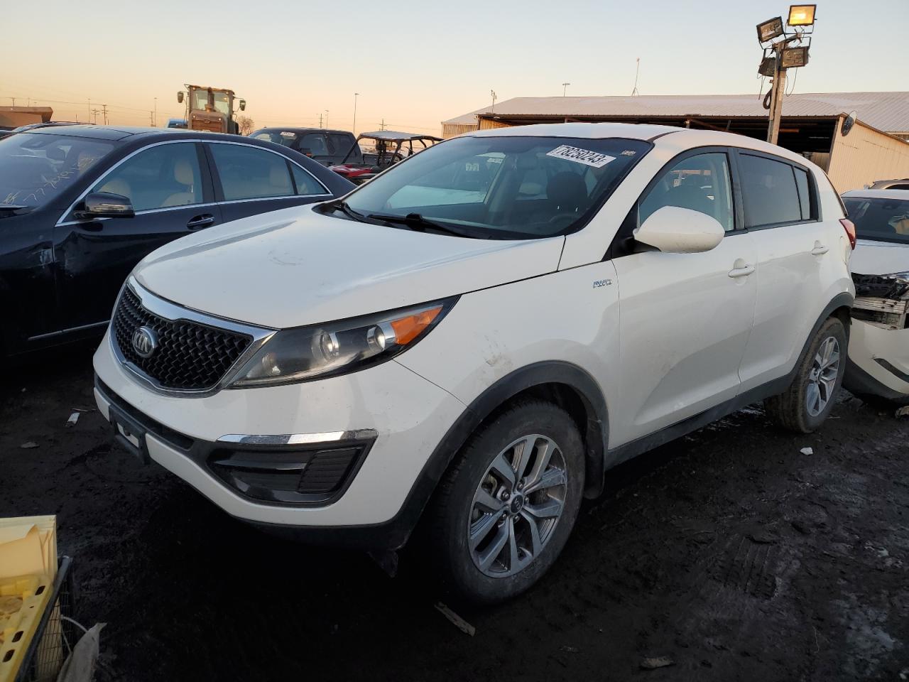 Изображение 1 2015 KIA SPORTAGE LX 2015 с VIN KNDPBCAC3F7675747