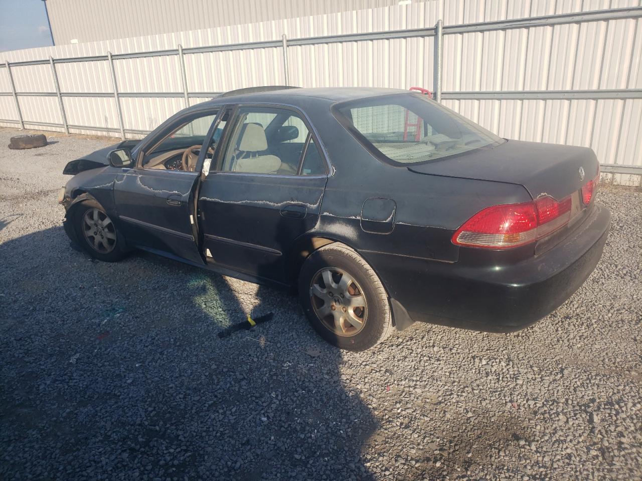 Image 2 of 2001 HONDA ACCORD EX 2001 with VIN 1HGCG56601A016844