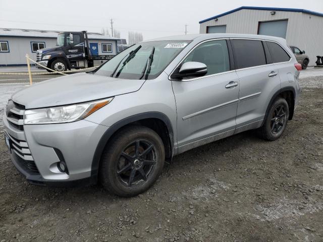 Image 1 of 2017 TOYOTA HIGHLANDER LE 2017 with VIN 5TDBZRFH0HS356733
