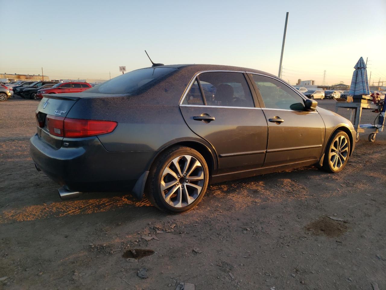 Изображение 3 2005 HONDA ACCORD HYBRID 2005 с VIN JHMCN36465C011941