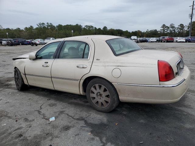 Obraz 2 z 2003 LINCOLN TOWN CAR CARTIER 2003 z VIN 1LNHM83W33Y678717