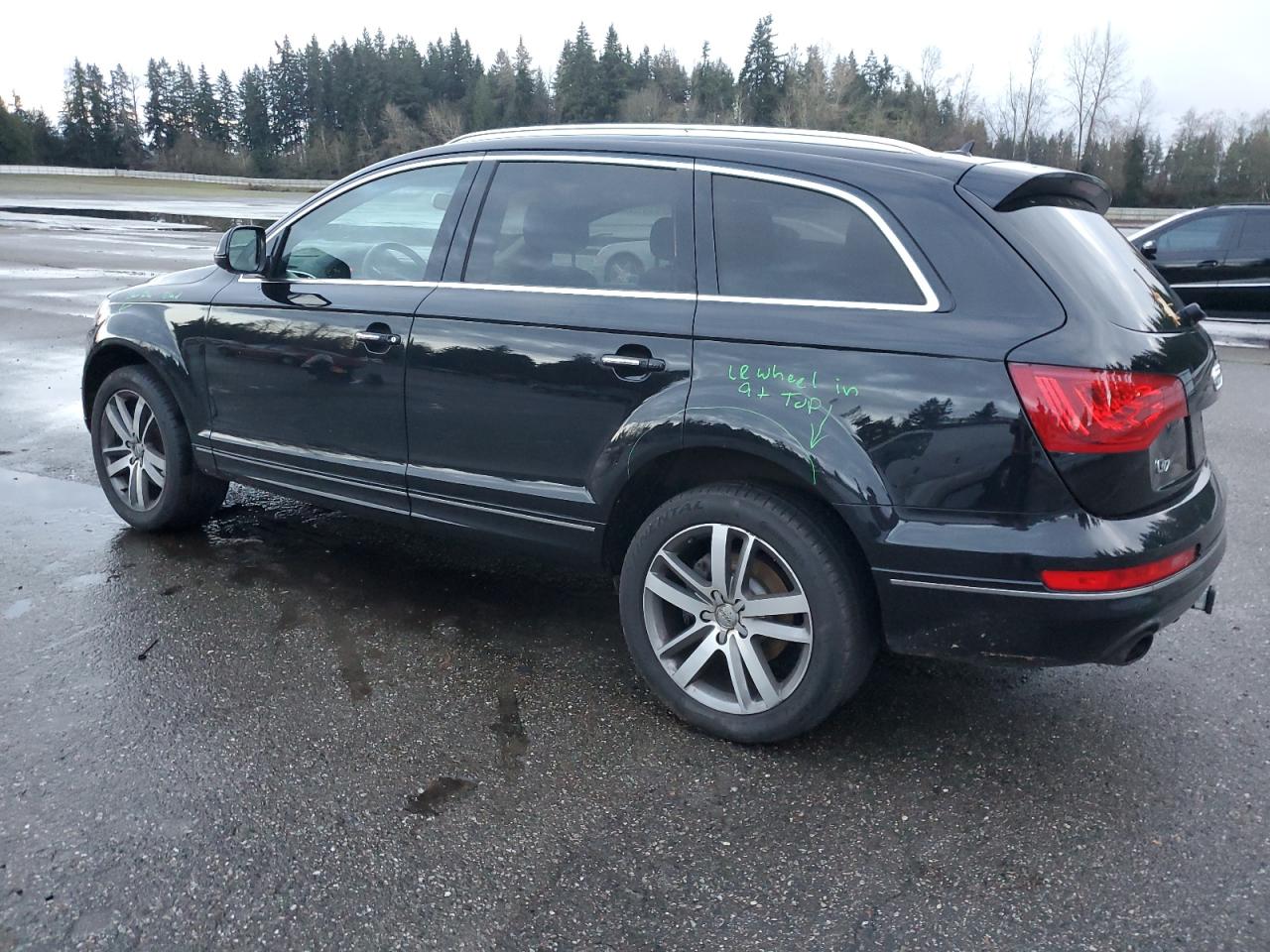 Image 2 of 2015 AUDI Q7 PREMIUM PLUS 2015 with VIN WA1LGAFE3FD002452
