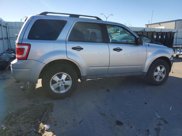 Image 3 of 2010 FORD ESCAPE XLT 2010 with VIN 1FMCU0DG9AKC63453