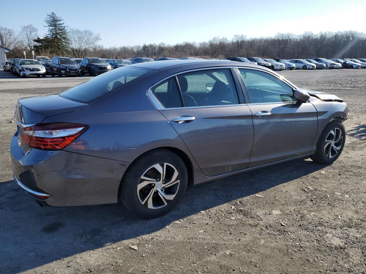 Изображение 3 2017 HONDA ACCORD LX 2017 с VIN 1HGCR2F3XHA271896