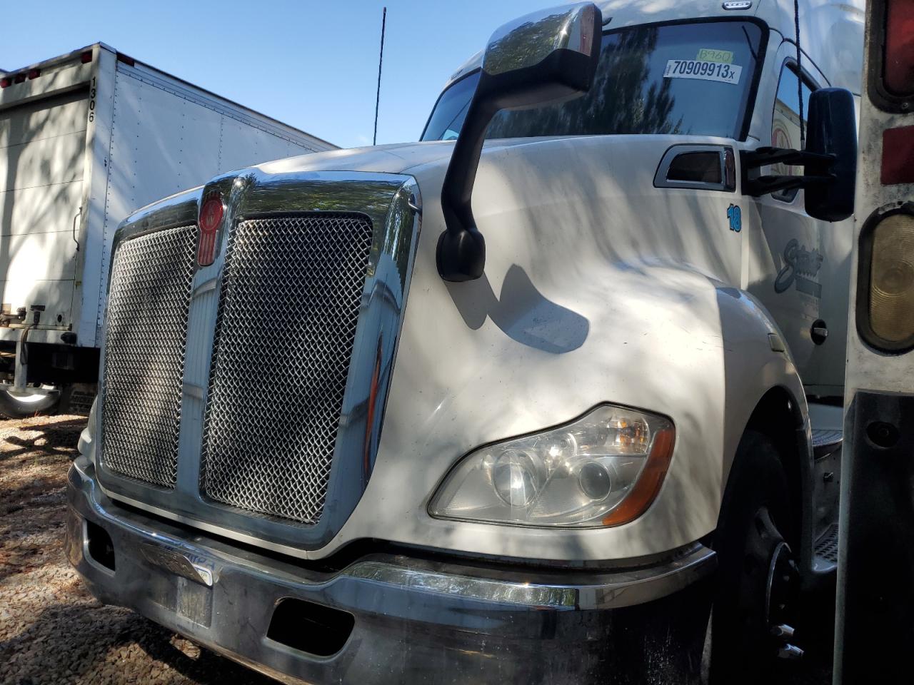 Изображение 2 2016 KENWORTH CONSTRUCTION T680 2016 с VIN 1XKYDP9X0GJ498581