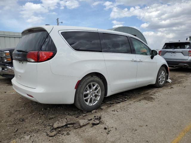 Image 3 of 2022 CHRYSLER VOYAGER LX 2022 with VIN 2C4RC1CGXNR226735